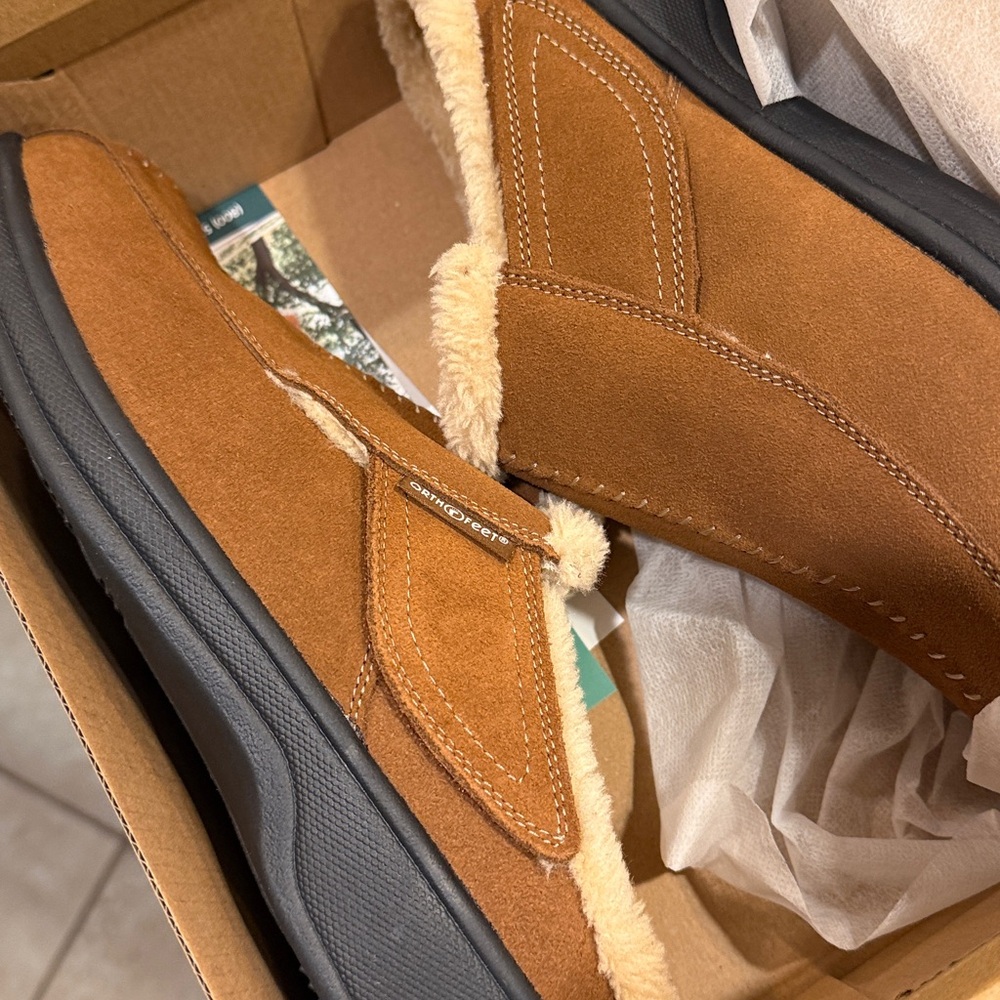 Orthofeet Men's Black Loafers with Ortho-Cushion System - Picture 3 of 8
